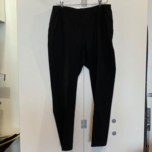 Liz Claiborne Black Pull-On Pants - Alexis Tapered Stretch